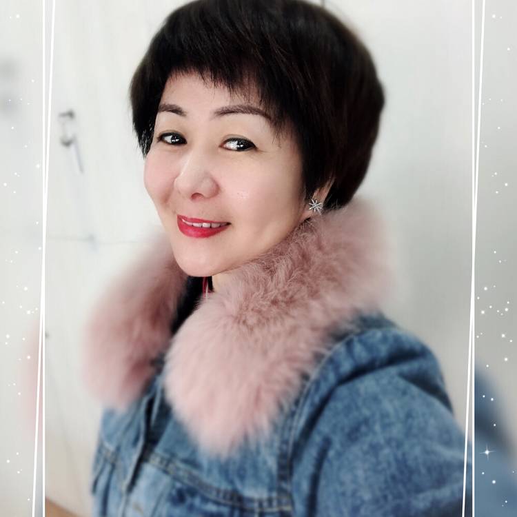 微笑瓜瓜的照片