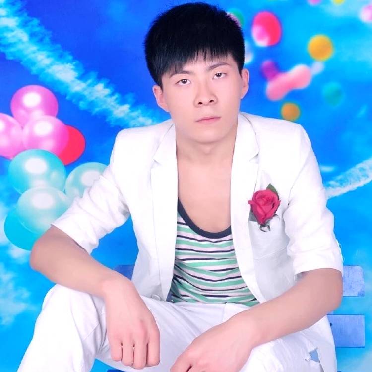 随风飘摇的小辫儿的照片