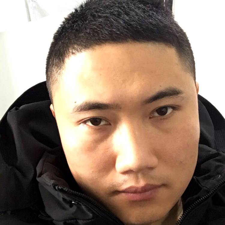 卤鸡腿汉堡的照片