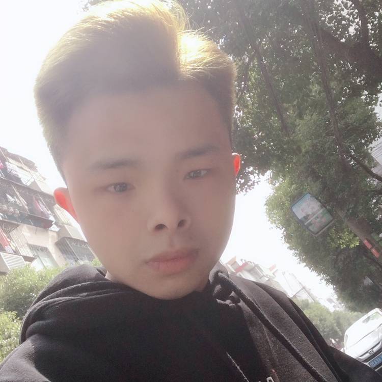 淡月邪影的照片