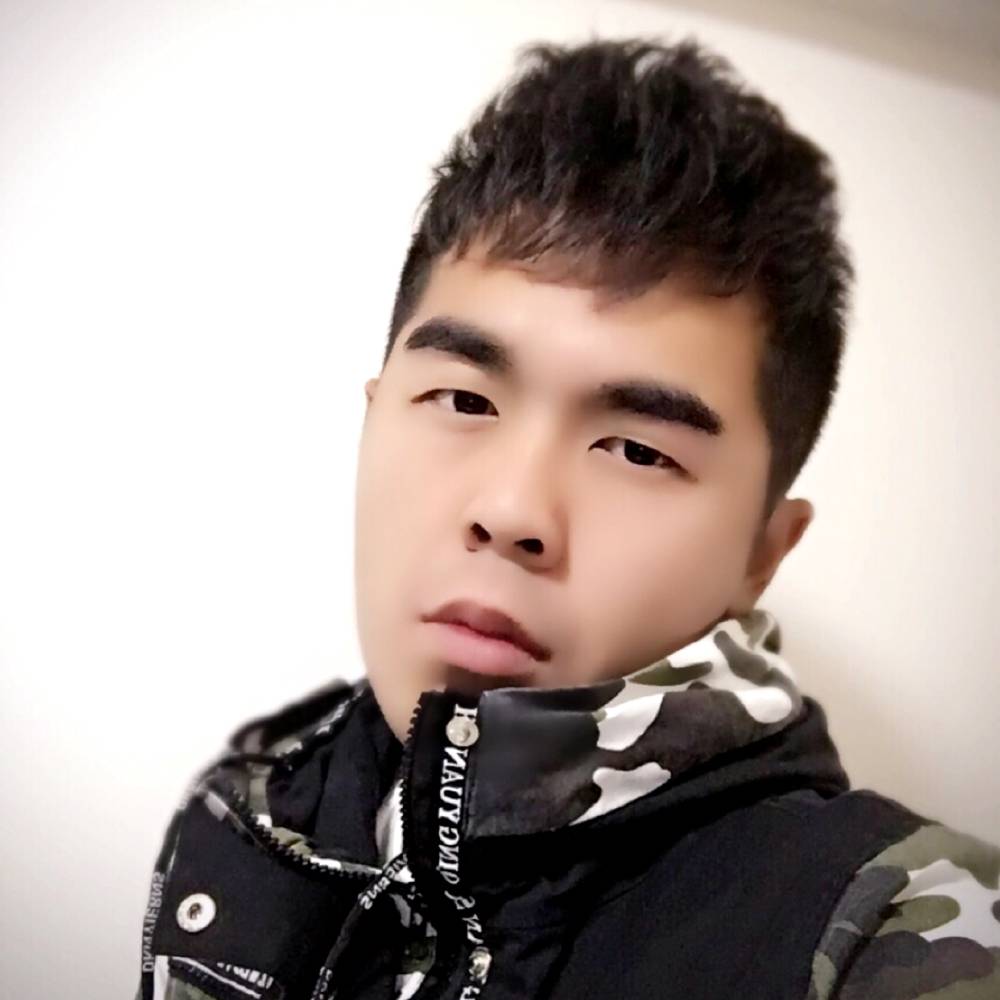 好烦帅的睡不着的照片