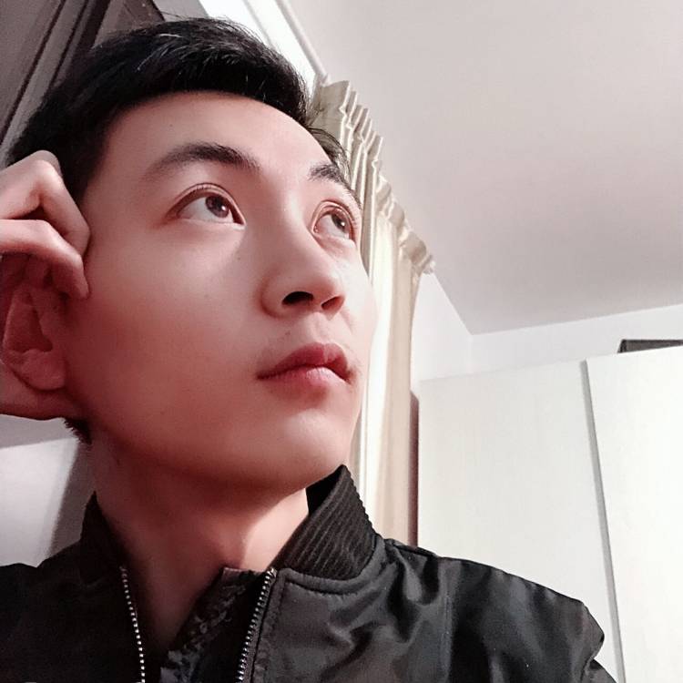 淡笑那失落的照片