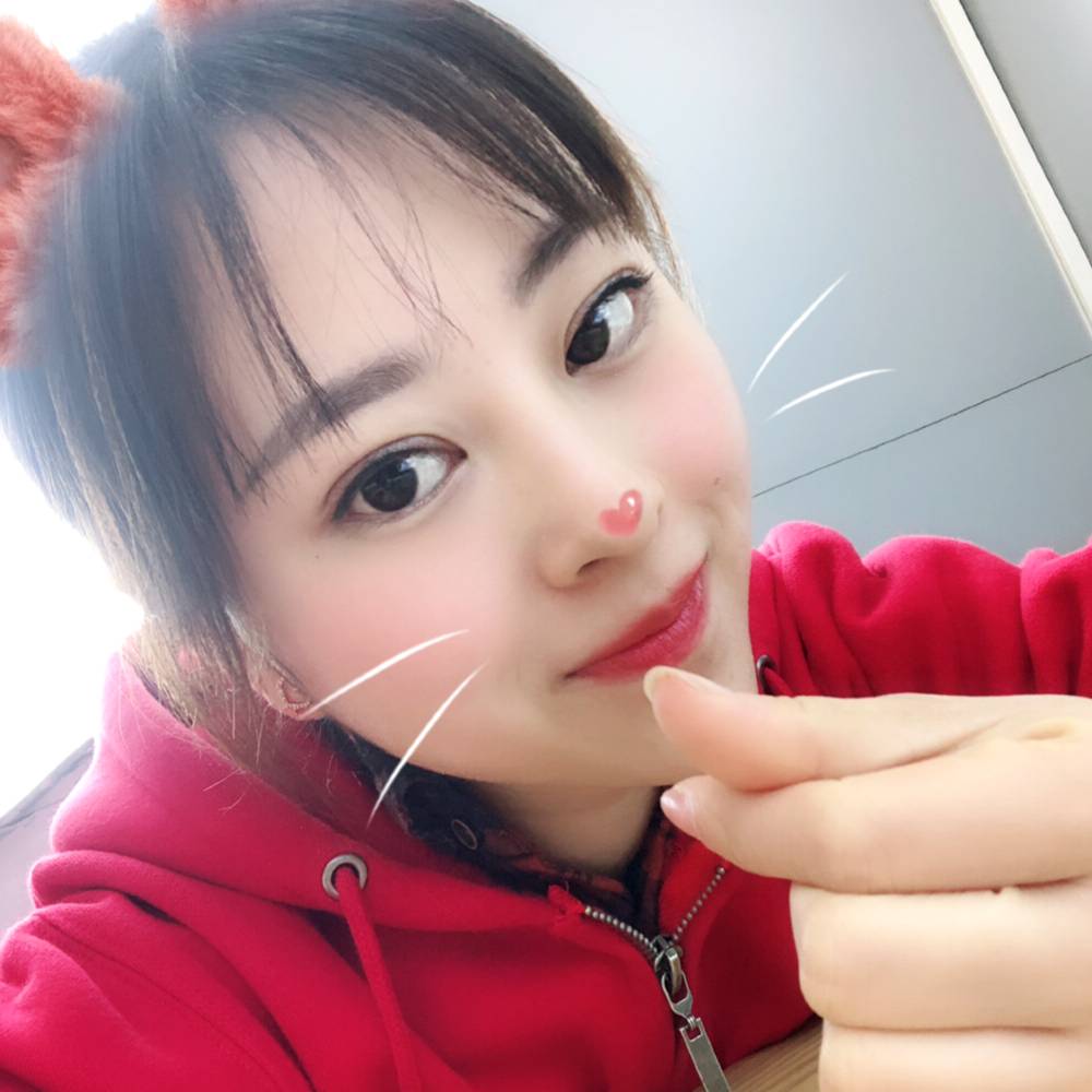小姐姐125的照片