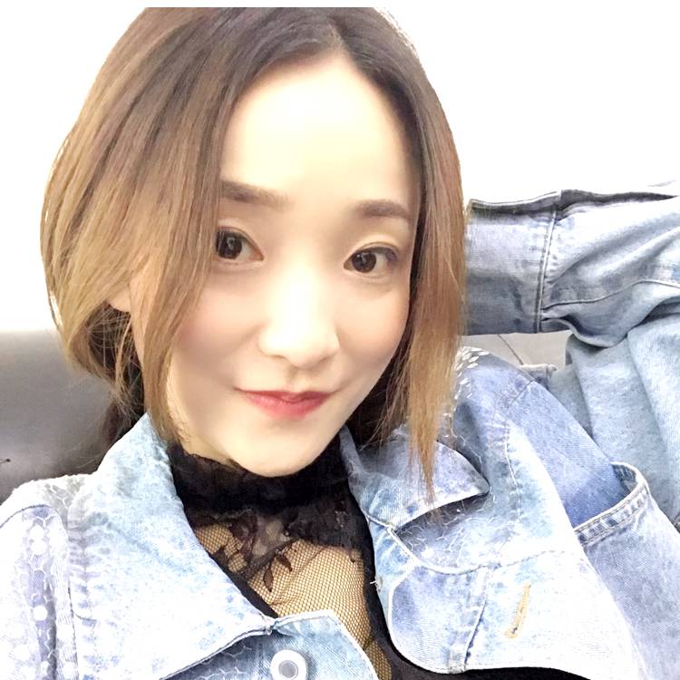 哭得像个孩子的照片