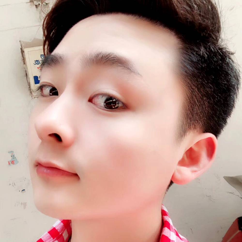 卿萝的照片