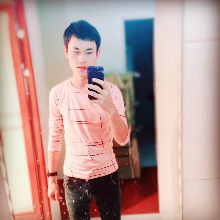 目濯空花的照片