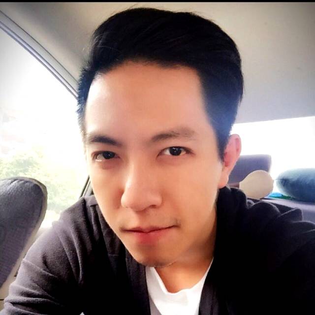 天道酬勤哈达的照片