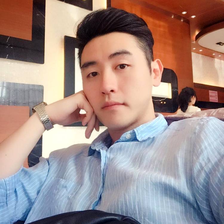 英勇小东方的照片