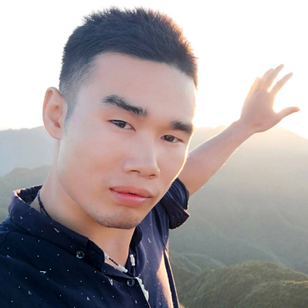 羏䒚亪的照片
