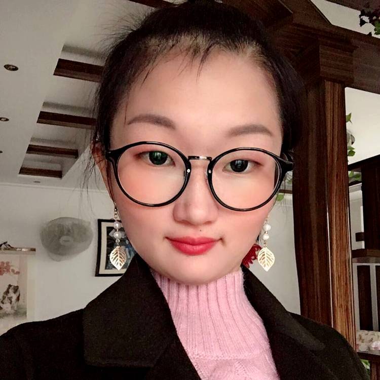 小蝴蝶忧虑的照片