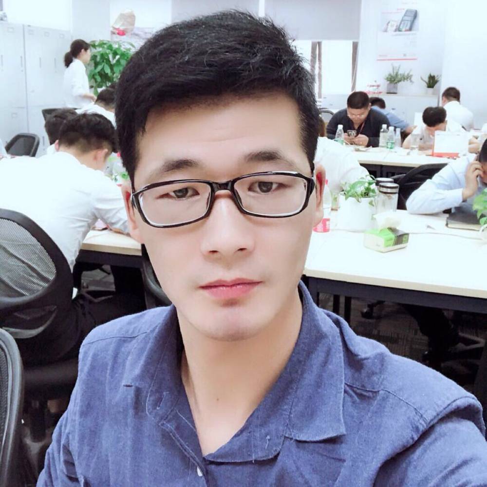 小辉佩奇的照片