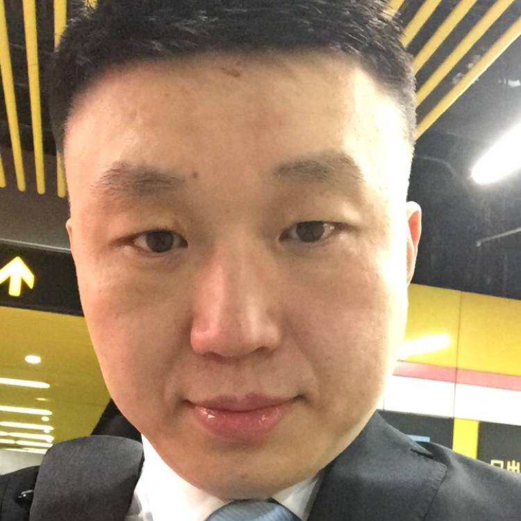 绿草的炙热的照片