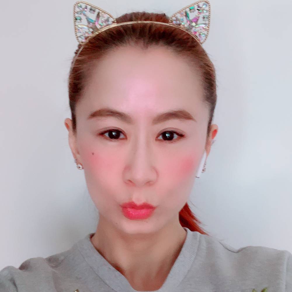 白发女王樱菈的照片