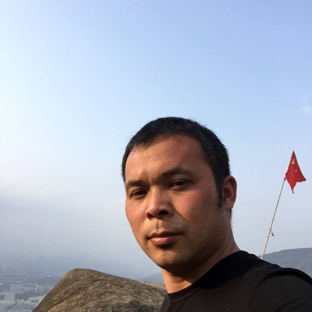 调皮就山水的照片