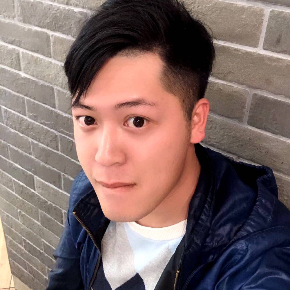 俊逸美男的照片