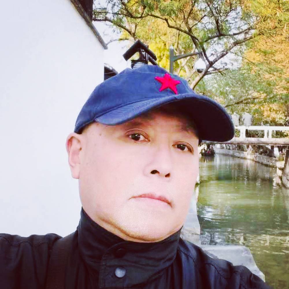 野性镜子，的照片