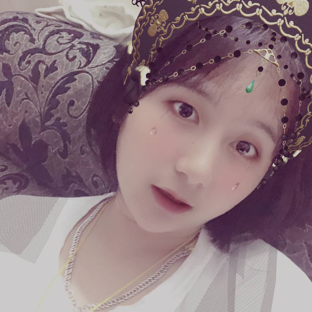 板栗含蓄的照片