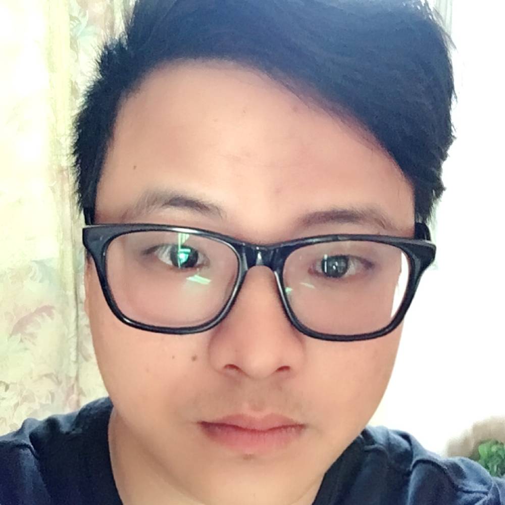 冰淇淋苦恋犹豫的照片