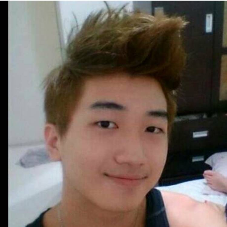 嘉宏的照片