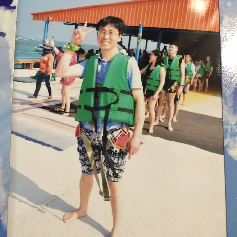 板凳喜悦的照片