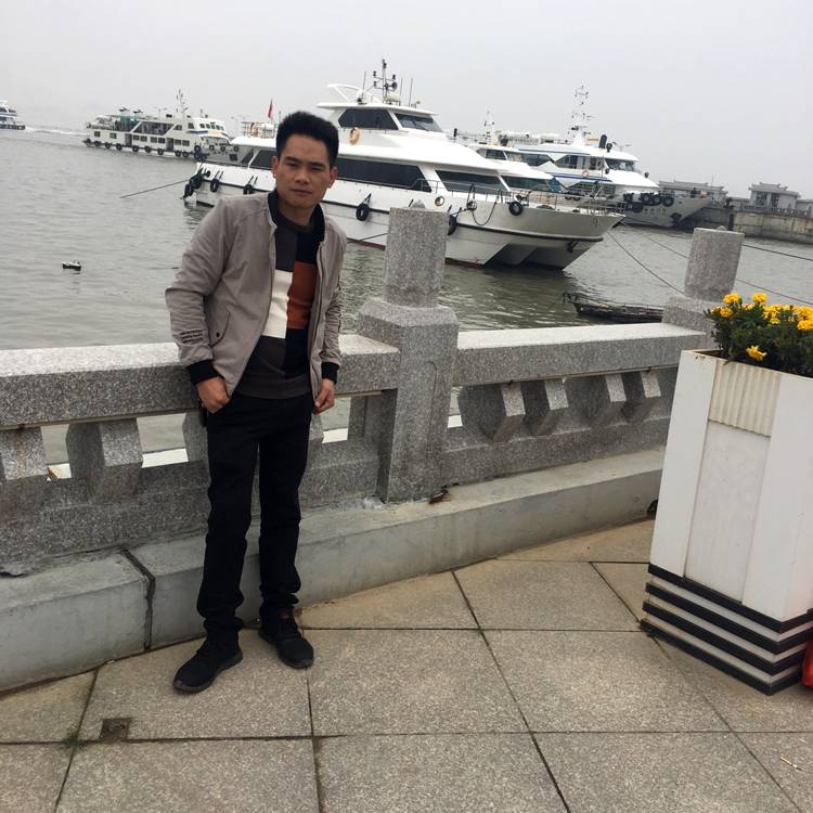 王桂森的照片
