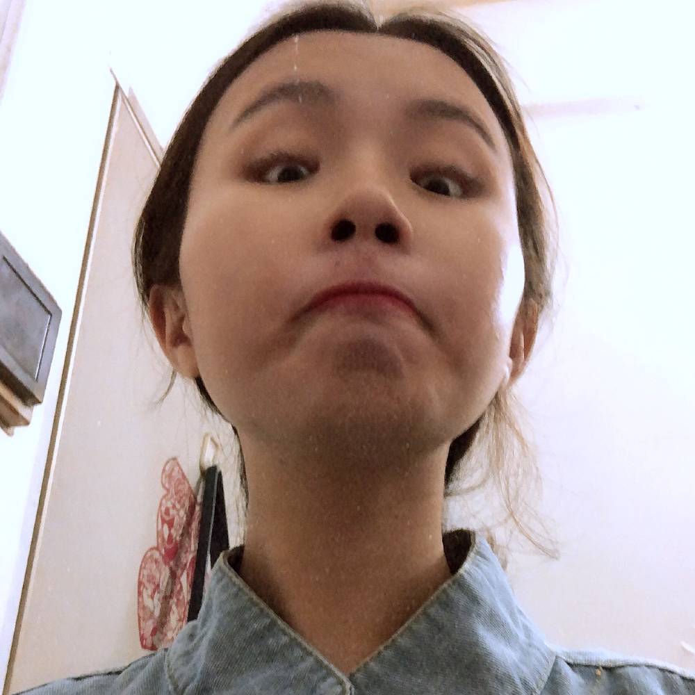 小刺猬邂逅唠叨的照片