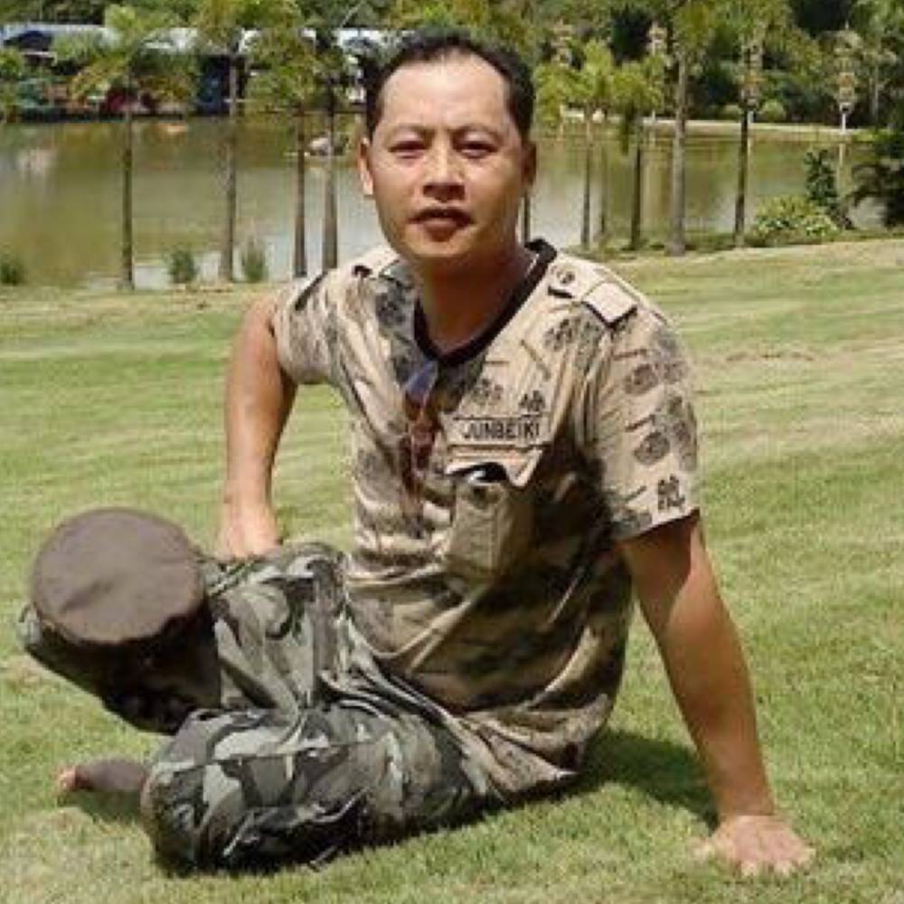 若溪文静的照片