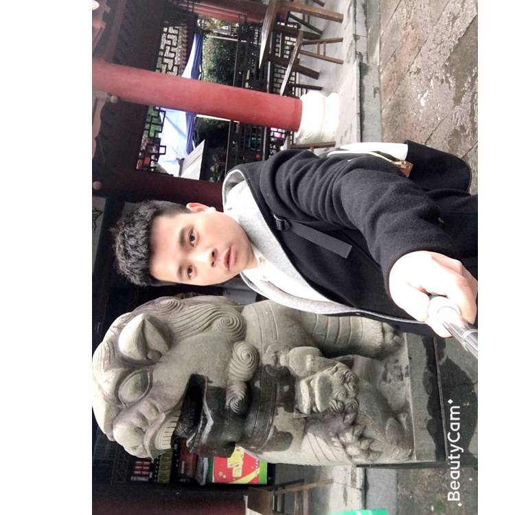 离歌还帅气的照片