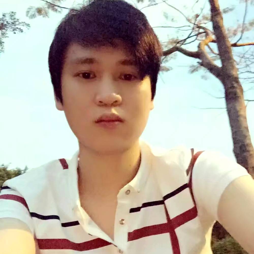 猫咪爱笑的照片