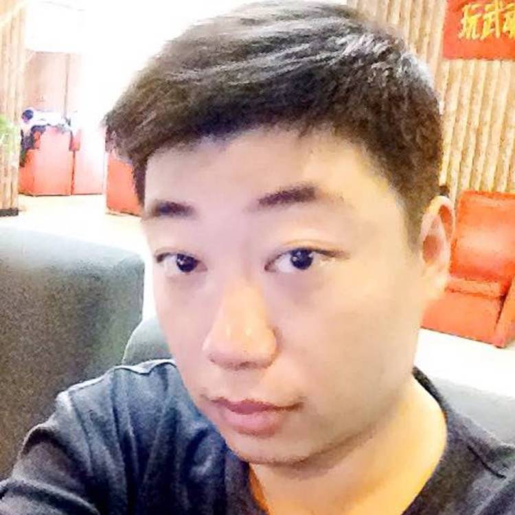 斌斌爱吃水果的照片