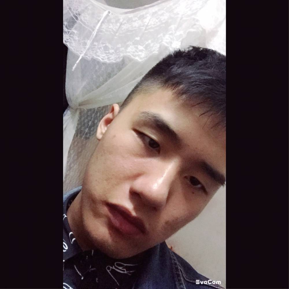 @梁俊华的照片