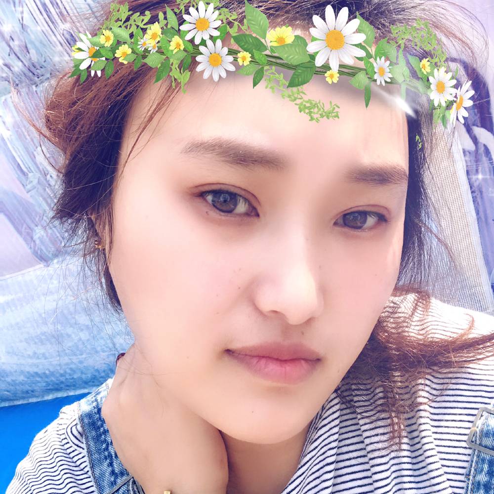波妞妞的照片