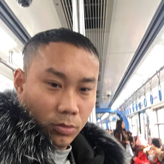 曾洪曾德平的照片