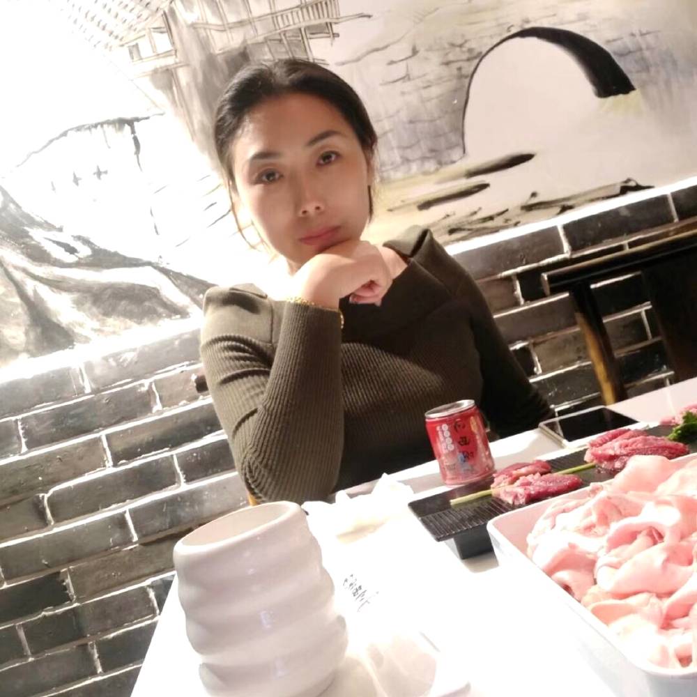 唇膏和清脆的照片