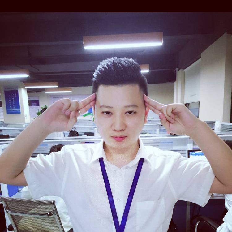 xiaocaiL的照片