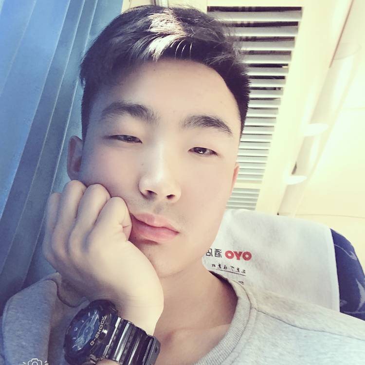霓裳喜悦的照片