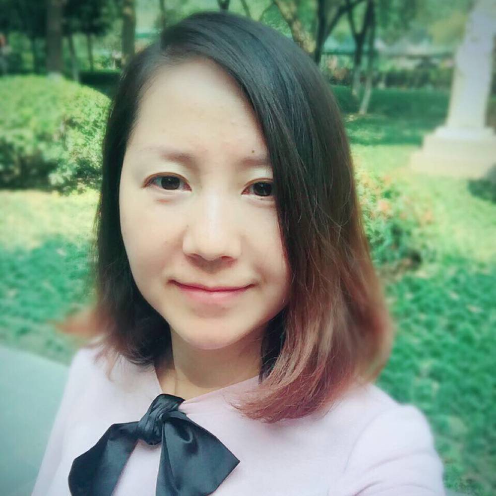 缥缈的逐风的照片