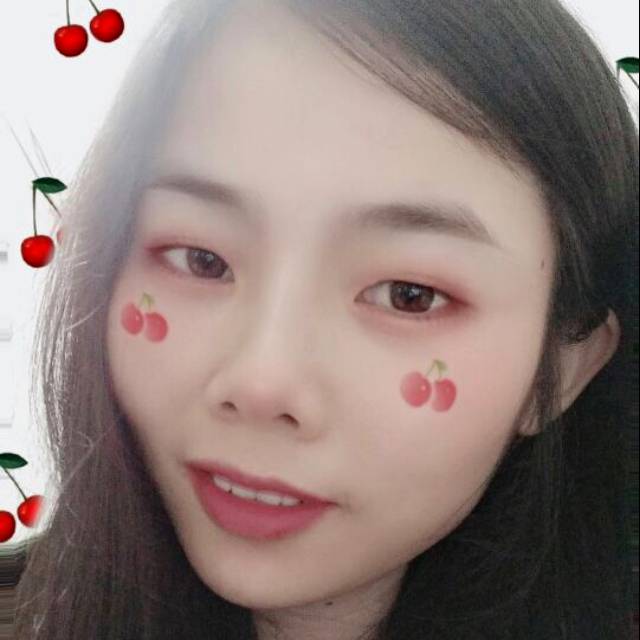 苹果与翅膀的照片