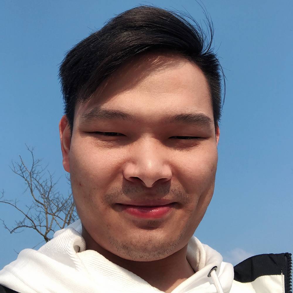 结实蹁跹外套的照片