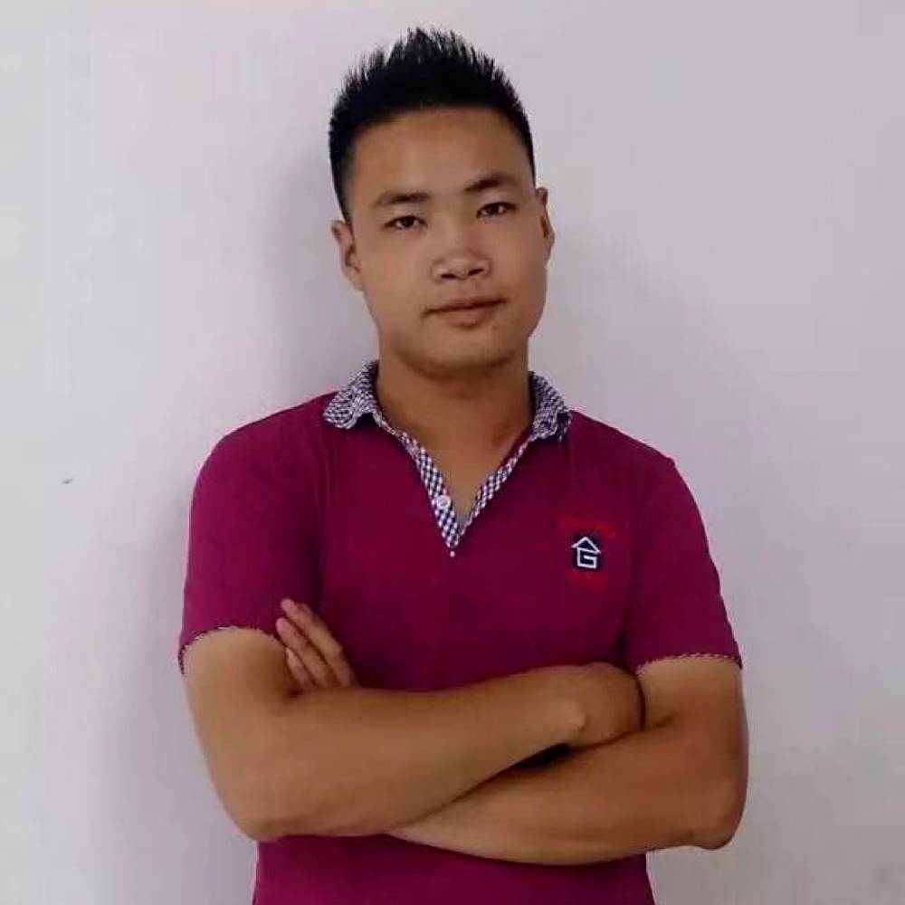 水里没有鱼的照片