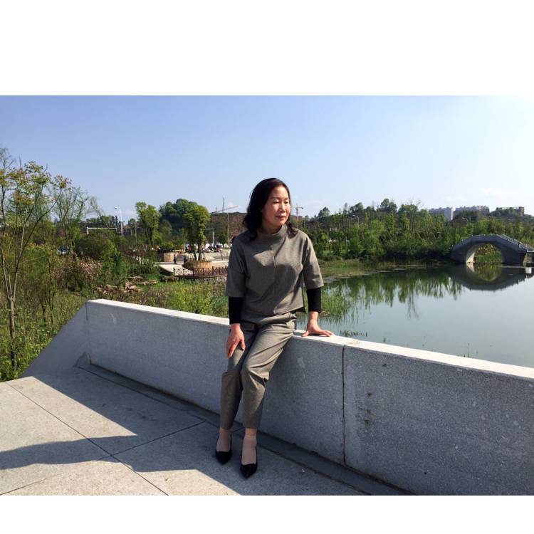 蚂蚁发嗲的照片