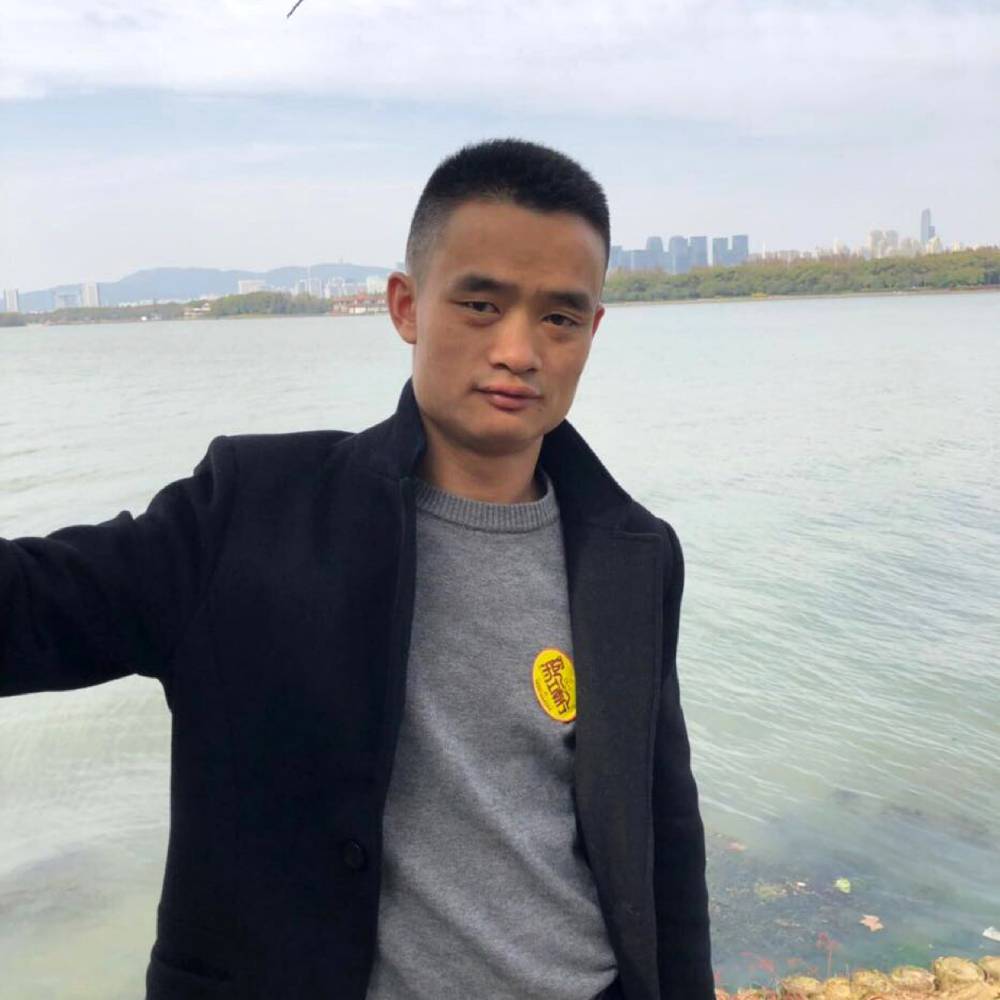 彭文平的照片