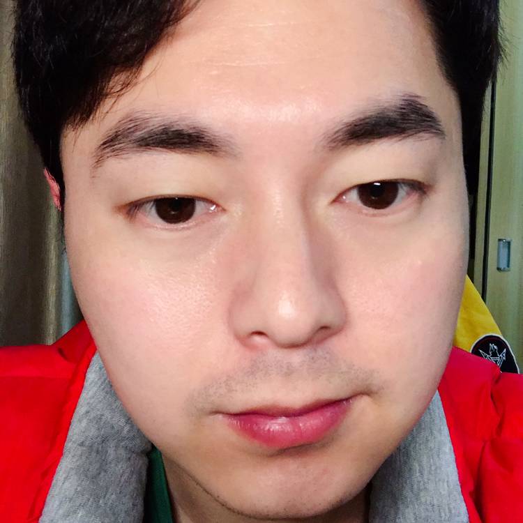 冷月辛勤的照片