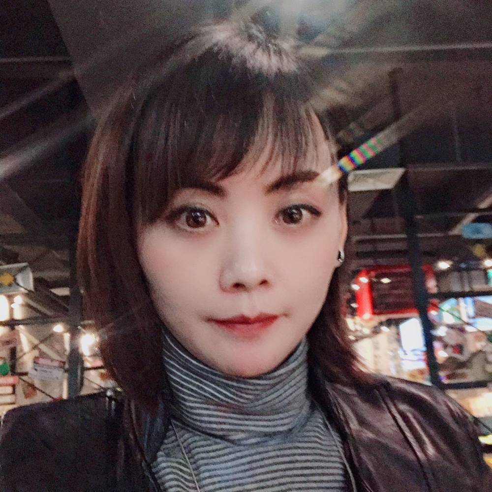 善缘女的照片