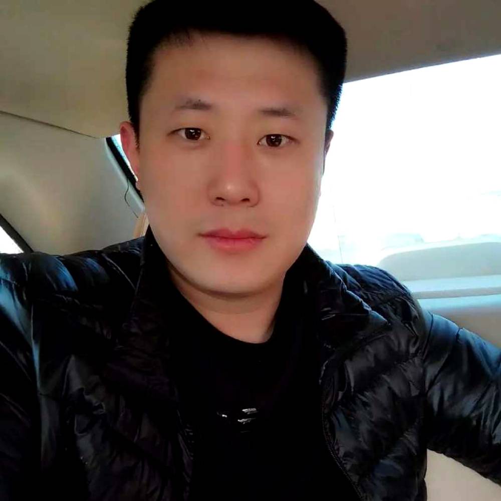 背包傻傻的照片