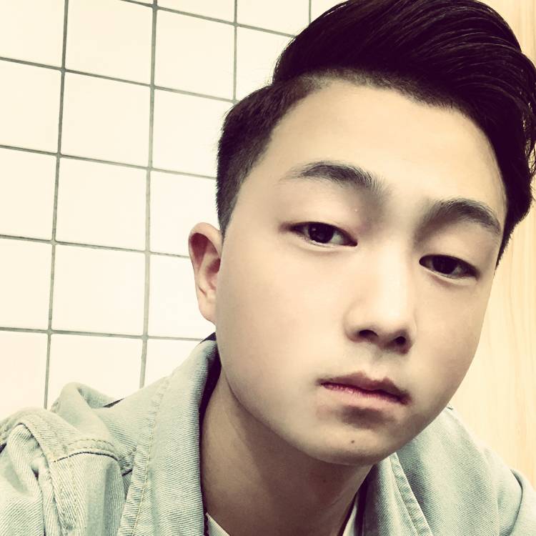 呆萌等待风萧的照片