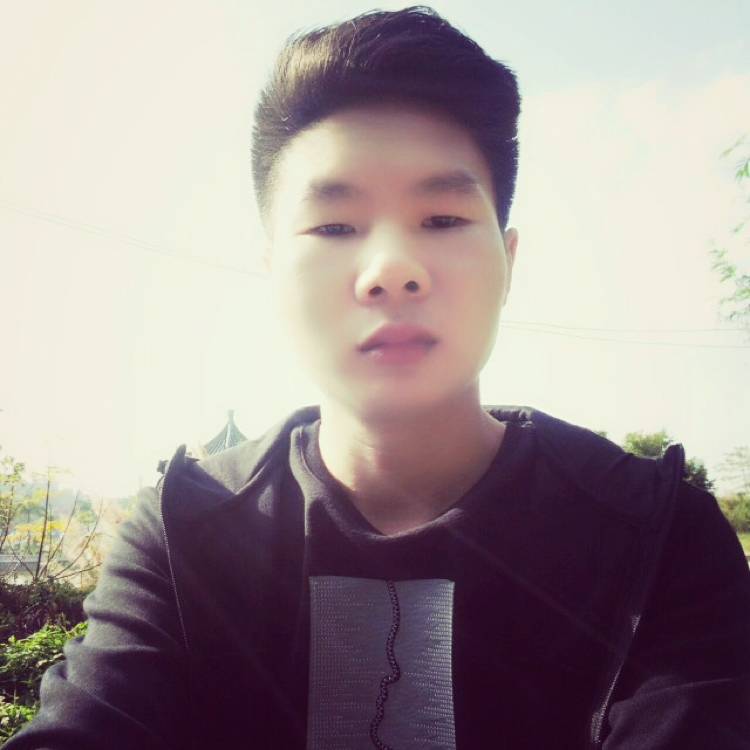 风中忘我的照片