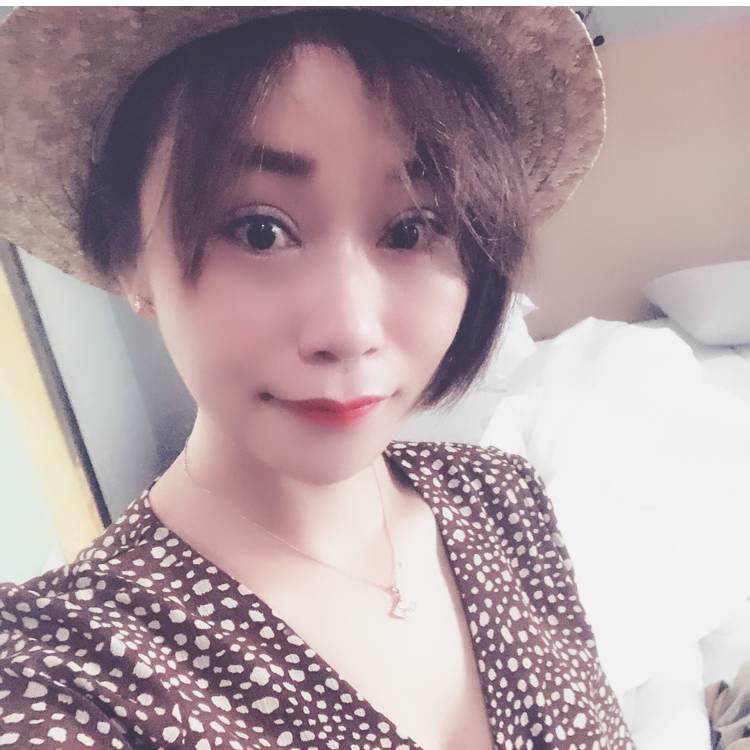 愉快扯板凳的照片