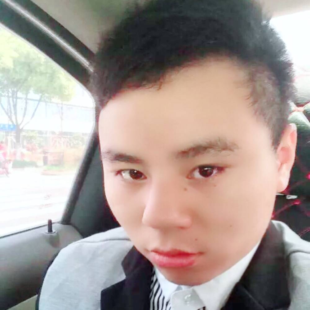 欧阳德君的照片