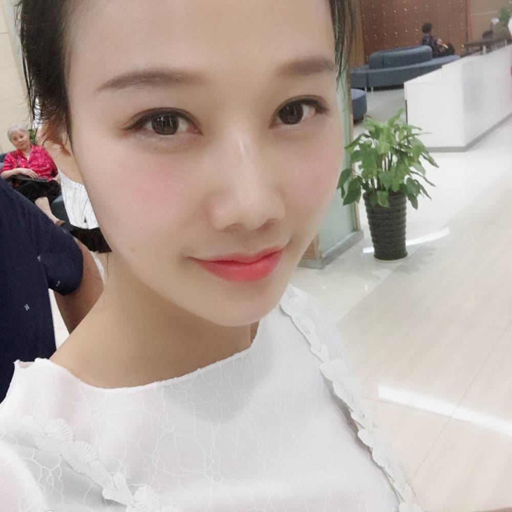 音响爱撒娇的照片